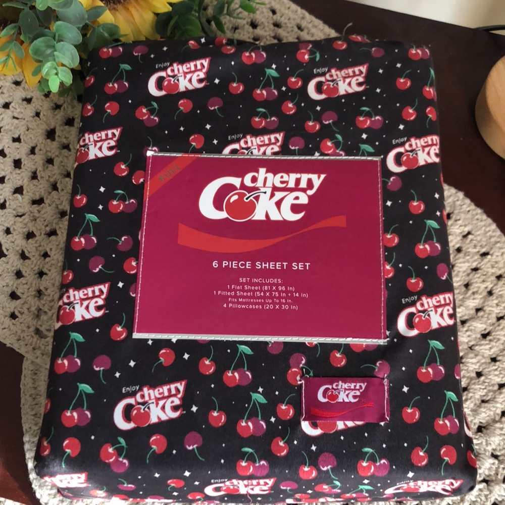 Cherry Coke FULL Sheet Set